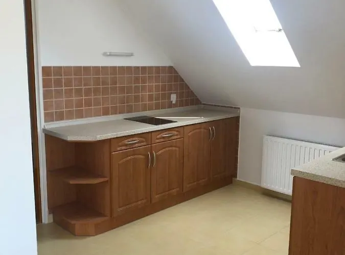 Levendula וילה טיהאני